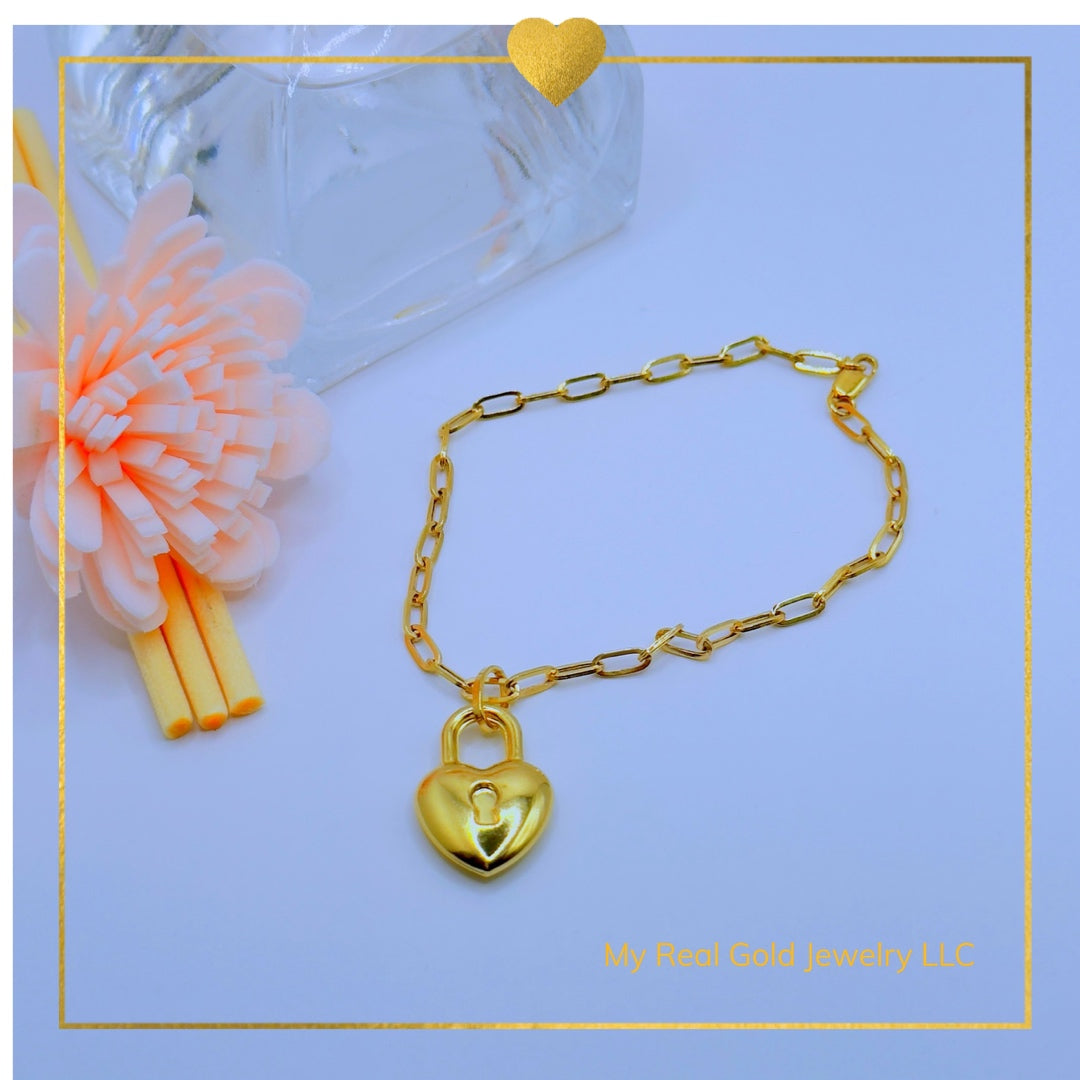 Store Heart locket bracelet