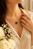 18K Real Gold Green Heart Pendant Necklace – 750 Stamped – Approx. 3.7g 18"