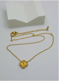 Radiant Clover Pendant Necklace – Premium Gold Plated