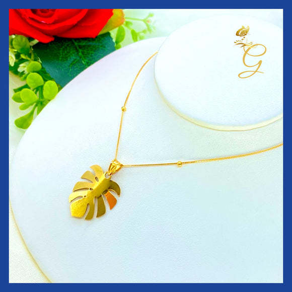 8K Real Solid Gold Monstera Leaf Necklace 16 ”